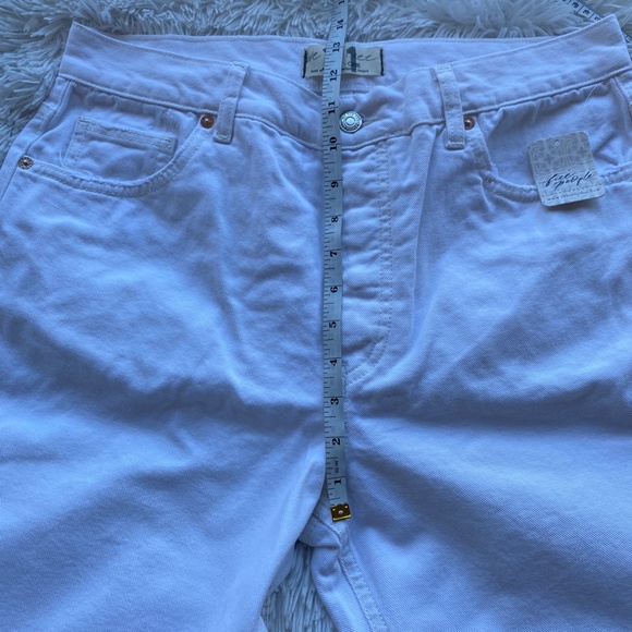 NWT FREE PEOPLE Maggie Mid-Rise Straight-Leg Jeans White Distressed Size 31 - Picture 9 of 11